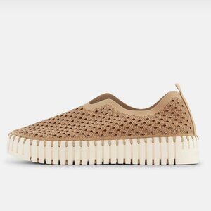 ILSE JACOBSEN Tulip Perforated Platform Slip-On Flats